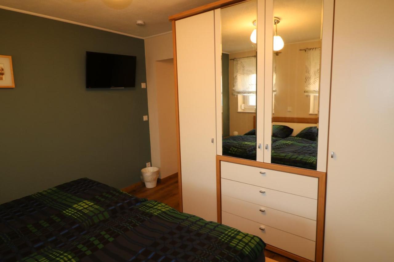 Ferienwohnung Am Pfaffenderbach Ralingen Екстер'єр фото